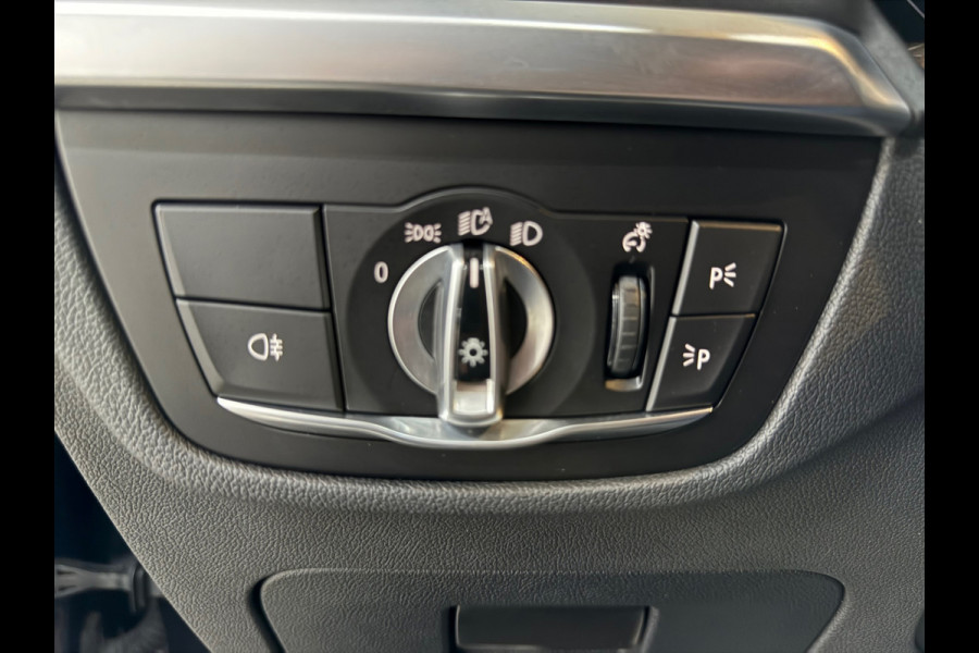 BMW X3 XDrive30e High Executive | Shadow Line | M-Sport | Pano | 20' inch | LED | Camera