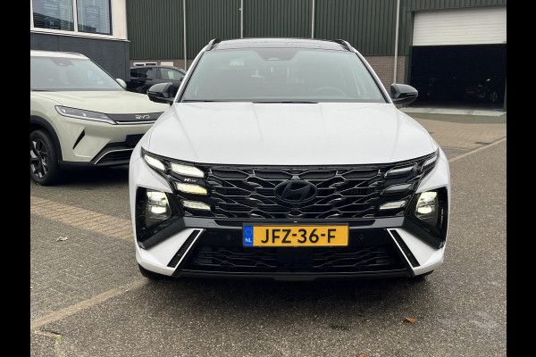 Hyundai Tucson 1.6 T-GDI HEV N Line Sky VAN: 54.095,- VOOR: 42.877,- UW EINDEJAARSVOORDEEL: 11.218,- EURO ORIG. NL AUTO 09-2025 NIEUWPRIJS: 54.095,- EURO.