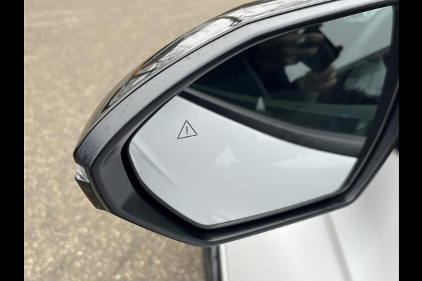 Hyundai Tucson 1.6 T-GDI HEV N Line Sky VAN: 54.095,- VOOR: 42.877,- UW EINDEJAARSVOORDEEL: 11.218,- EURO ORIG. NL AUTO 09-2025 NIEUWPRIJS: 54.095,- EURO.