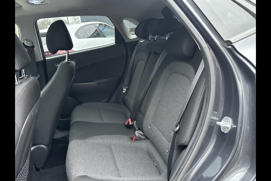 Hyundai Kona EV Fashion 64 kWh VAN: 19.900,- VOOR: 17.877,- UW EINDEJAARSVOORDEEL: 2.023,- | DEALER ONDERHOUDEN | ZEER NETTE AUTO.