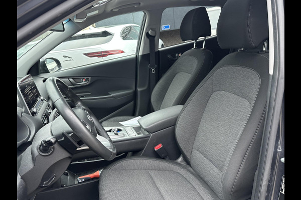 Hyundai Kona EV Fashion 64 kWh VAN: 19.900,- VOOR: 17.877,- UW EINDEJAARSVOORDEEL: 2.023,- | DEALER ONDERHOUDEN | ZEER NETTE AUTO.