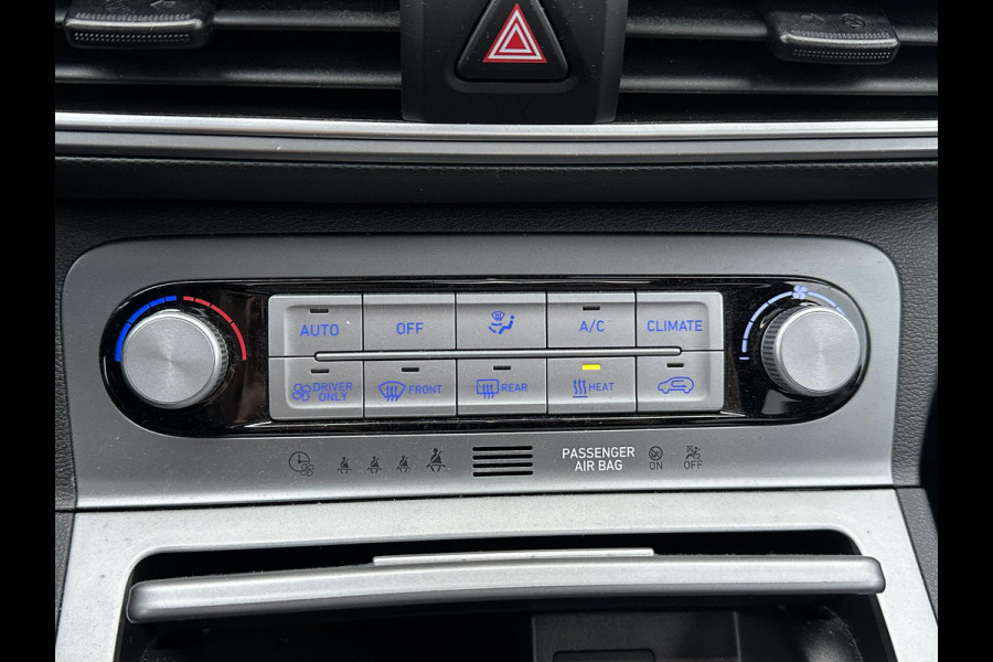 Hyundai Kona EV Fashion 64 kWh VAN: 19.900,- VOOR: 17.877,- UW EINDEJAARSVOORDEEL: 2.023,- | DEALER ONDERHOUDEN | ZEER NETTE AUTO.