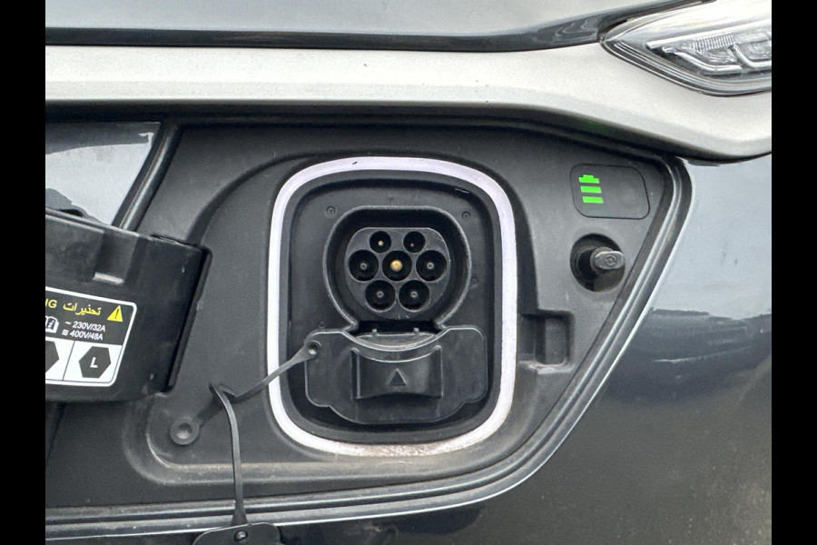 Hyundai Kona EV Fashion 64 kWh VAN: 19.900,- VOOR: 17.877,- UW EINDEJAARSVOORDEEL: 2.023,- | DEALER ONDERHOUDEN | ZEER NETTE AUTO.