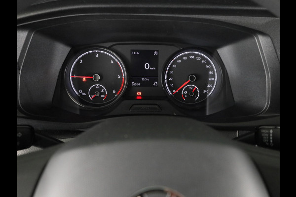 Volkswagen Transporter Bestelwagen L2 28 2.0 TDI 110 pk | Verlengde garantie | Navigatie via App | Trekhaak | Parkeersensoren achter | Cruise control |