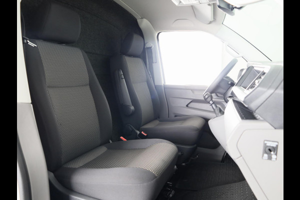 Volkswagen Transporter Bestelwagen L2 28 2.0 TDI 110 pk | Verlengde garantie | Navigatie via App | Trekhaak | Parkeersensoren achter | Cruise control |