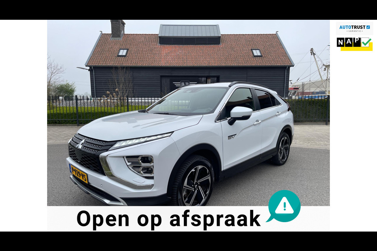 Mitsubishi Eclipse Cross 2.4 PHEV Plug-in Hybride Intense+ Navigatie Camera Trekhaak