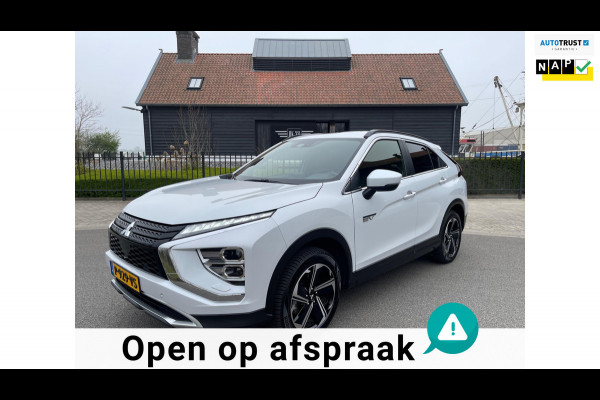 Mitsubishi Eclipse Cross 2.4 PHEV Plug-in Hybride Intense+ Navigatie Camera Trekhaak