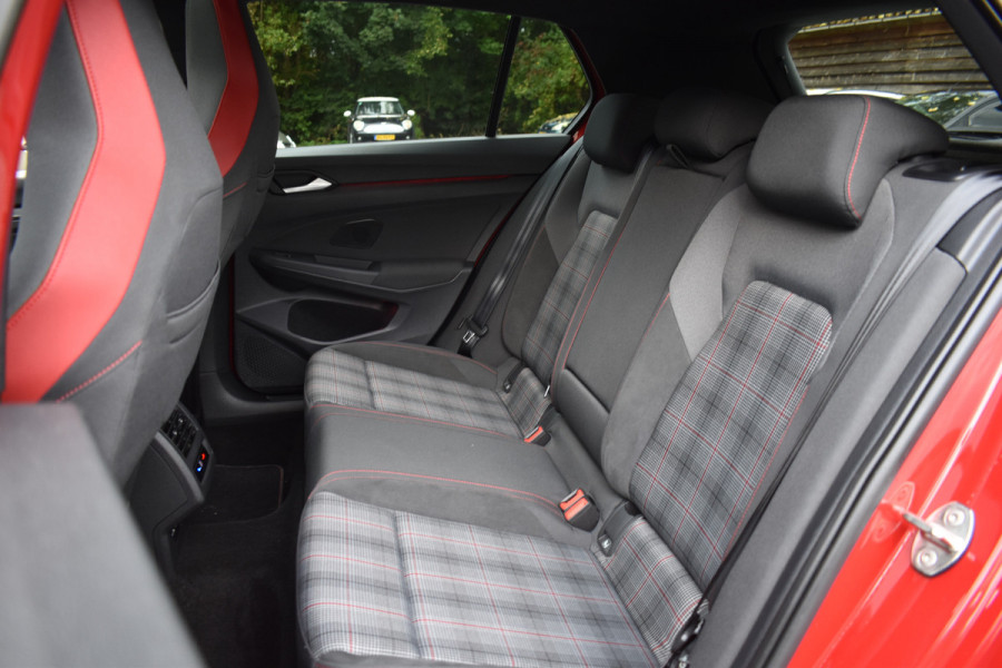 Volkswagen Golf GTI 2.0 TSI 245PK DSG GTI-SPORT HEAD UP HARMANN-KARDON/IQ-LIGHT/PANORAMADAK