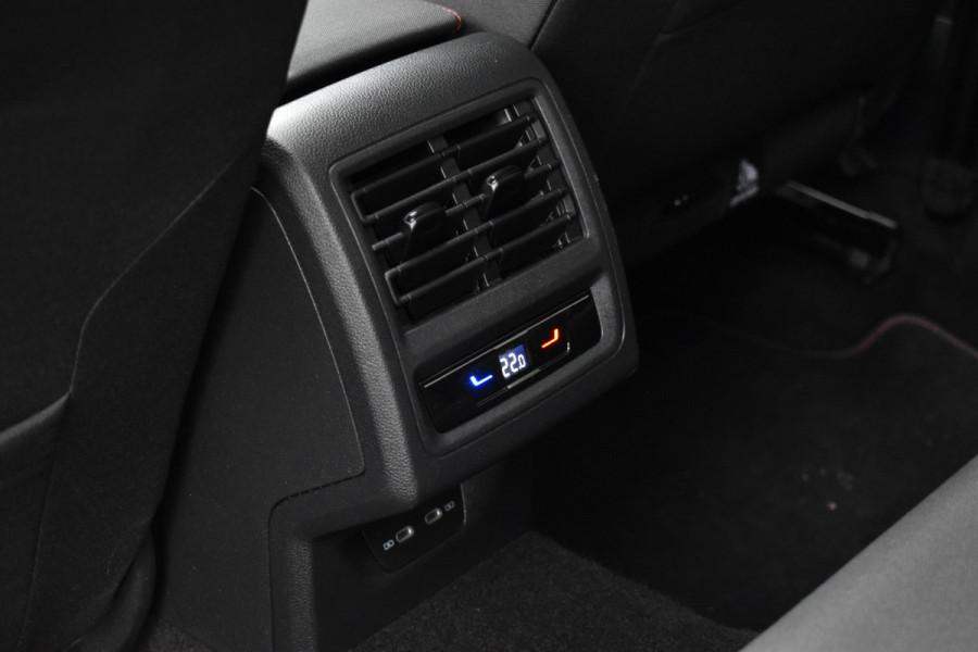 Volkswagen Golf GTI 2.0 TSI 245PK DSG GTI-SPORT HEAD UP HARMANN-KARDON/IQ-LIGHT/PANORAMADAK