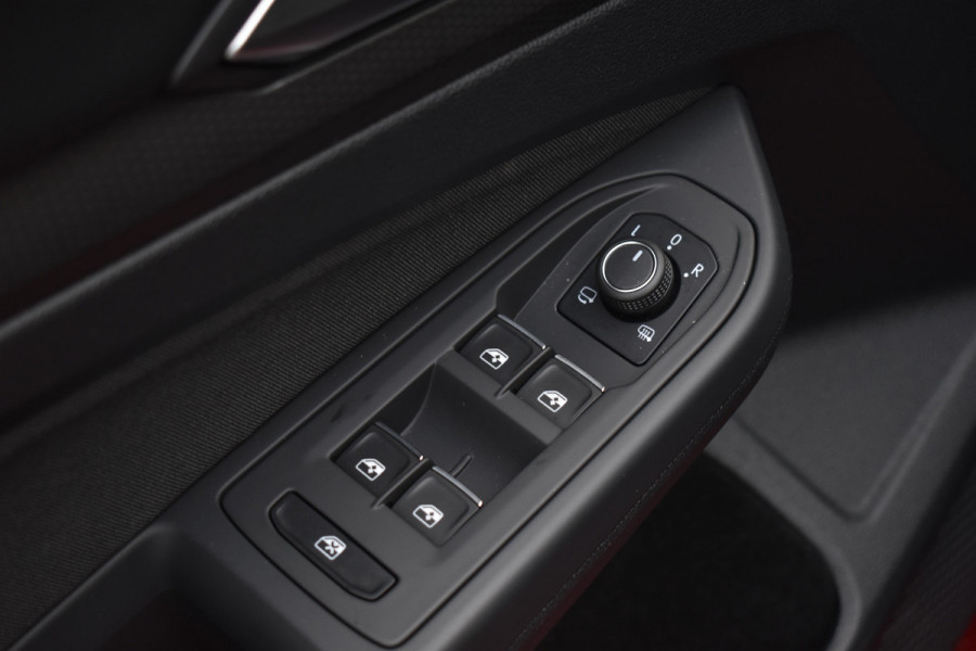 Volkswagen Golf GTI 2.0 TSI 245PK DSG GTI-SPORT HEAD UP HARMANN-KARDON/IQ-LIGHT/PANORAMADAK