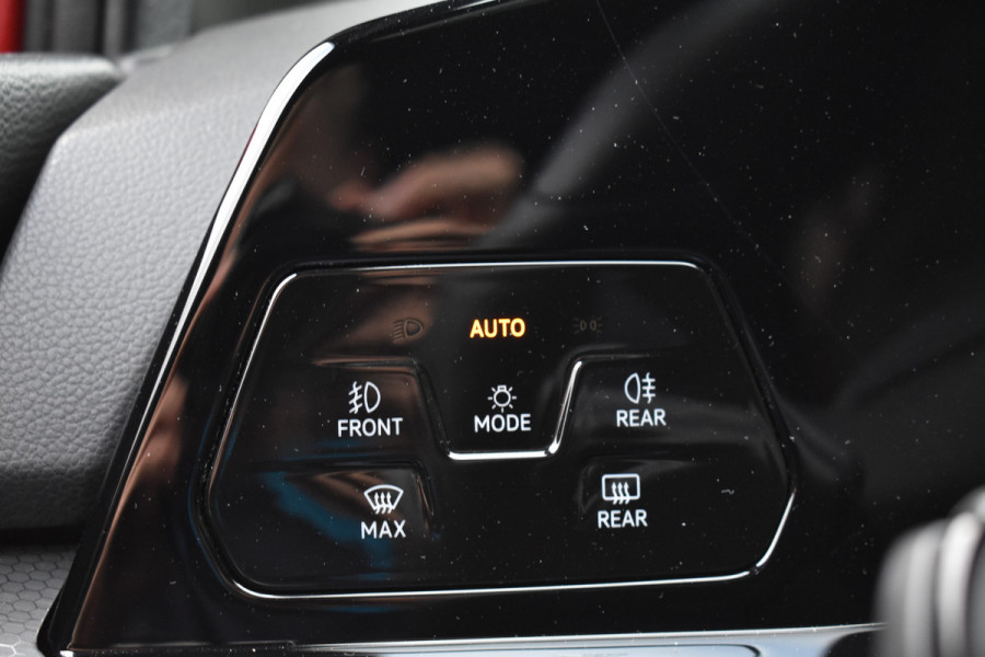 Volkswagen Golf GTI 2.0 TSI 245PK DSG GTI-SPORT HEAD UP HARMANN-KARDON/IQ-LIGHT/PANORAMADAK