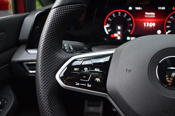 Volkswagen Golf GTI 2.0 TSI 245PK DSG GTI-SPORT HEAD UP HARMANN-KARDON/IQ-LIGHT/PANORAMADAK