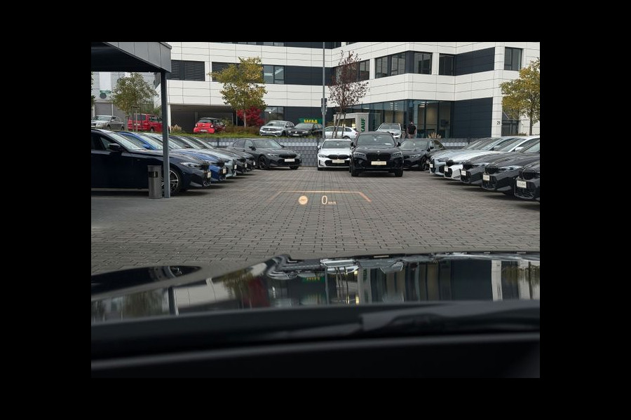 BMW 3-serie 320d xDrive M-SPORT ** ADAP. LED, NAVI+, HuD, ACC, M-REM, 19-inch LMV, H&K ** 1e EIG - UNFALLFREI - BMW GAR ** ** INFORMEER OOK NAAR ONZE AANTREKKELIJKE FINANCIAL-LEASE TARIEVEN **