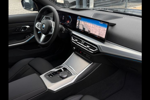 BMW 3-serie 320d xDrive M-SPORT ** ADAP. LED, NAVI+, HuD, ACC, M-REM, 19-inch LMV, H&K ** 1e EIG - UNFALLFREI - BMW GAR ** ** INFORMEER OOK NAAR ONZE AANTREKKELIJKE FINANCIAL-LEASE TARIEVEN **