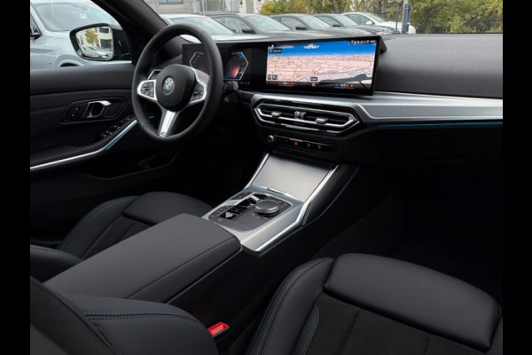 BMW 3-serie 320d xDrive M-SPORT ** ADAP. LED, NAVI+, HuD, ACC, M-REM, 19-inch LMV, H&K ** 1e EIG - UNFALLFREI - BMW GAR ** ** INFORMEER OOK NAAR ONZE AANTREKKELIJKE FINANCIAL-LEASE TARIEVEN **