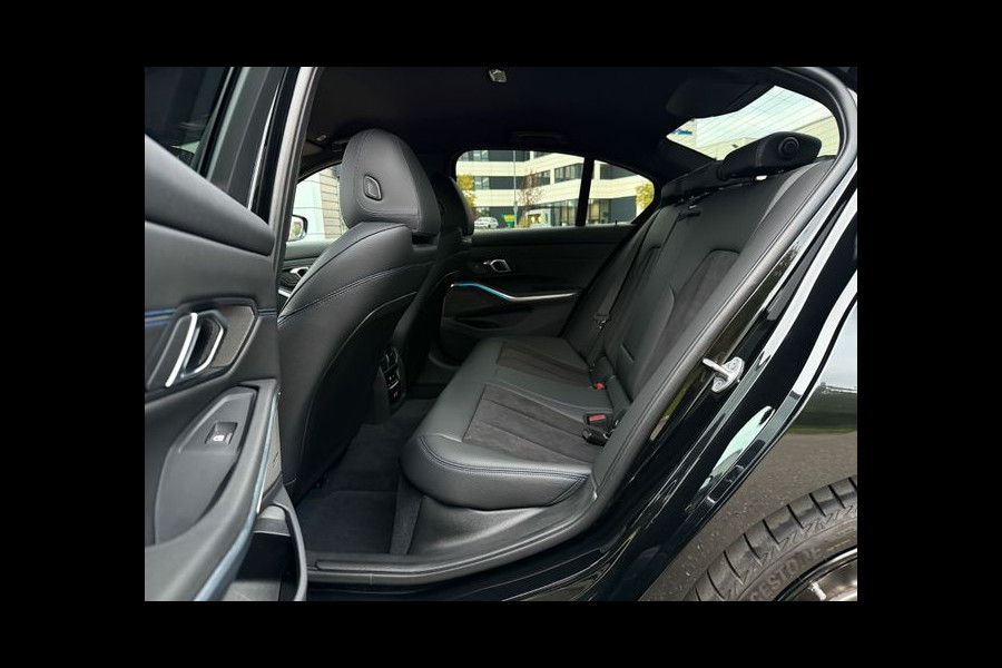 BMW 3-serie 320d xDrive M-SPORT ** ADAP. LED, NAVI+, HuD, ACC, M-REM, 19-inch LMV, H&K ** 1e EIG - UNFALLFREI - BMW GAR ** ** INFORMEER OOK NAAR ONZE AANTREKKELIJKE FINANCIAL-LEASE TARIEVEN **