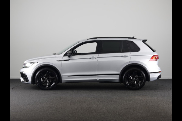 Volkswagen Tiguan 1.5 TSI R-Line Business 150 PK DSG | Navigatie | Panorama dak | Assistentie pakket | Black style | Winter pakket |