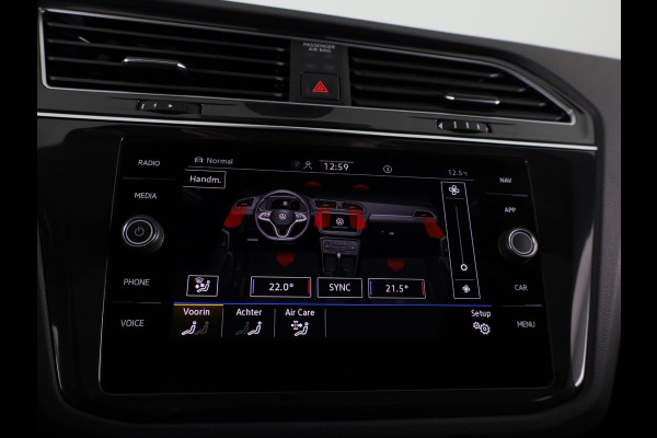 Volkswagen Tiguan 1.5 TSI R-Line Business 150 PK DSG | Navigatie | Panorama dak | Assistentie pakket | Black style | Winter pakket |