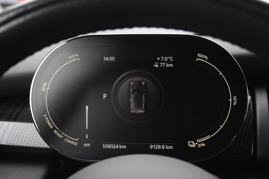 MINI Mini Electric Charged 33 kWh / SOH 95.1% / Camera / Head-up / Leder / Harman Kardon / Keyless / 17'' / CarPlay / Stoelverwarming / Matrix LED / DAB / Cruise Control