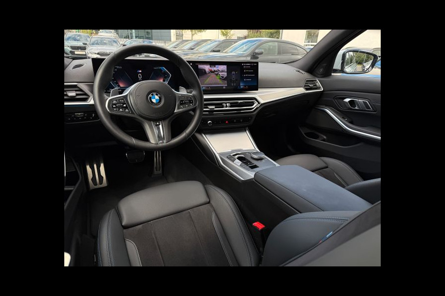 BMW 3-serie 320d xDrive M-SPORT ** ADAPT. LED, NAVI+, MEMORY, HuD, ACC, 19-inch LMV, BROOKLYN GRAU ** 1e EIG - UNFALLFREI - BMW GAR ** ** INFORMEER OOK NAAR ONZE AANTREKKELIJKE FINANCIAL-LEASE TARIEVEN **