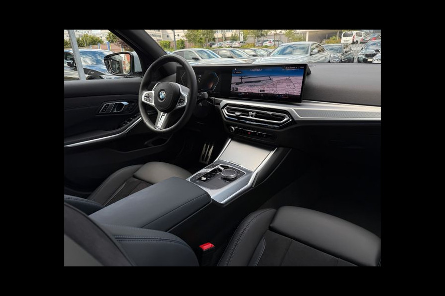 BMW 3-serie 320d xDrive M-SPORT ** ADAPT. LED, NAVI+, MEMORY, HuD, ACC, 19-inch LMV, BROOKLYN GRAU ** 1e EIG - UNFALLFREI - BMW GAR ** ** INFORMEER OOK NAAR ONZE AANTREKKELIJKE FINANCIAL-LEASE TARIEVEN **