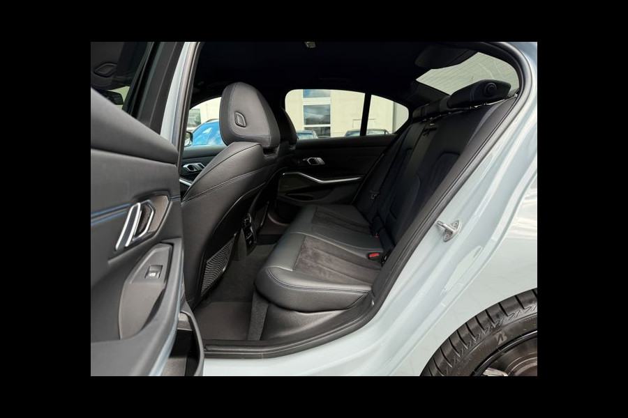 BMW 3-serie 320d xDrive M-SPORT ** ADAPT. LED, NAVI+, MEMORY, HuD, ACC, 19-inch LMV, BROOKLYN GRAU ** 1e EIG - UNFALLFREI - BMW GAR ** ** INFORMEER OOK NAAR ONZE AANTREKKELIJKE FINANCIAL-LEASE TARIEVEN **