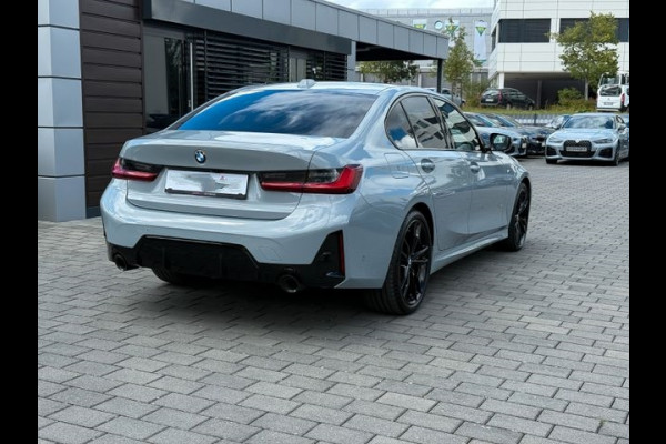 BMW 3-serie 320d xDrive M-SPORT ** ADAPT. LED, NAVI+, MEMORY, HuD, ACC, 19-inch LMV, BROOKLYN GRAU ** 1e EIG - UNFALLFREI - BMW GAR ** ** INFORMEER OOK NAAR ONZE AANTREKKELIJKE FINANCIAL-LEASE TARIEVEN **