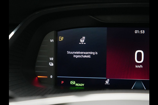 Škoda Octavia Combi 1.4 TSI iV Business Edition Plus Plug In Hybrid 204pk Dealer O.H. PHEV | Trekhaak | Adaptive Cruise | Canton Audio | Alcantara Sportstoelen Memory & Verwarmd | Apple Carplay | Sfeerverlichting | Stuur Verwarmd | Virtual | Navigatie | Keyless |