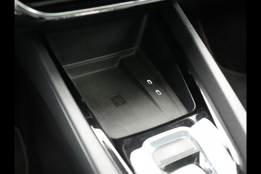 Škoda Octavia Combi 1.4 TSI iV Business Edition Plus Plug In Hybrid 204pk Dealer O.H. PHEV | Trekhaak | Adaptive Cruise | Canton Audio | Alcantara Sportstoelen Memory & Verwarmd | Apple Carplay | Sfeerverlichting | Stuur Verwarmd | Virtual | Navigatie | Keyless |