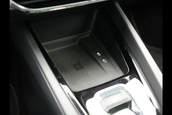 Škoda Octavia Combi 1.4 TSI iV Business Edition Plus Plug In Hybrid 204pk Dealer O.H. PHEV | Trekhaak | Adaptive Cruise | Canton Audio | Alcantara Sportstoelen Memory & Verwarmd | Apple Carplay | Sfeerverlichting | Stuur Verwarmd | Virtual | Navigatie | Keyless |