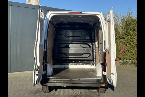 Renault Master 2.0 DCi 130 PK / L2H2 / NIEUW !! BPM VRIJ/ AIRCO / CRUISE / NAVI / APPLE CARPLAY / 3-ZITS / PDC