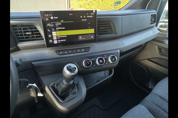 Renault Master 2.0 DCi 130 PK / L2H2 / NIEUW !! BPM VRIJ/ AIRCO / CRUISE / NAVI / APPLE CARPLAY / 3-ZITS / PDC