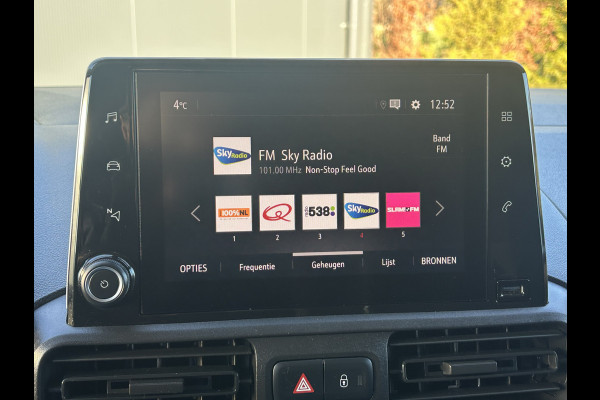 Opel Combo 1.5D 131 PK / L2H1 / 1e EIG. / AUTOMAAT / INRICHTING / 94.766 KM !! / AIRCO / CRUISE / NAVI / APPLE CARPLAY / PDC