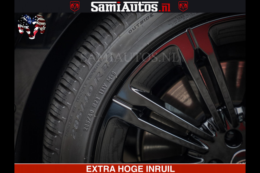 Land Rover Range Rover P550e | NIGHT | GARANTIE TOT 14-03-2029 | HEAD-UP | ACHTERAS BESTURING | SOFT CLOSE | PHEV | 23 INCH VELGEN | PANORAMADAK | STUURVERWARMING | STOEL KOELING | Fabrieksgarantie tot 14-03-2029 – Geniet van gemoedsrust met uitgebreide dekking tot deze datum. GZK-71-D