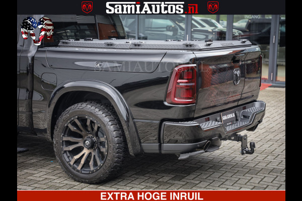 Dodge Ram COBRA EDITION | 1500 Limited Night High Output 540HP 706Nm | Massage + Full Option | De Meest Luxe en Volle Pick-Up in zijn Klas Comfortabele Dubbele Cabine met Royale 5 Zitplaatsen | BPM vrij | Nu Leverbaar uit Voorraad | Voorraad Nr 2292 - 5178 | Cobra package is meerprijs |
