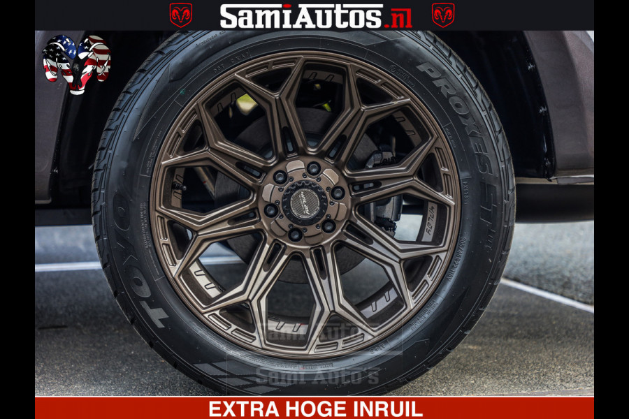 Dodge Ram 1500 Laramie Sport 5.7 V8 HEMI 402PK 4x4 | Panorama dak | 12' Scherm |Granite Crystal Metallic | Crew Cab | 5 Persoons | Dubbele Cabine | DC | VOORRAAD NR 2522 - 41248 |