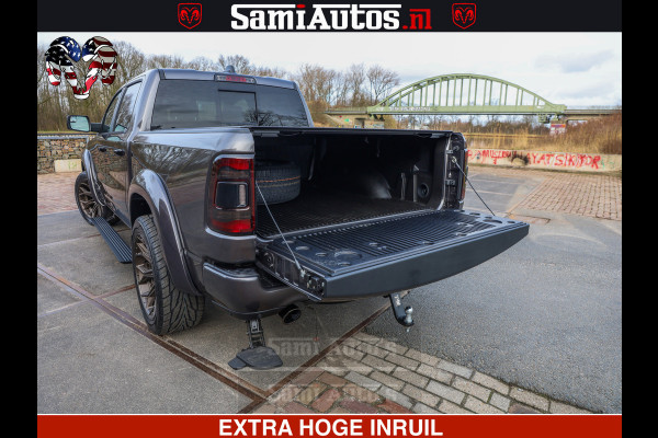 Dodge Ram 1500 Laramie Sport 5.7 V8 HEMI 402PK 4x4 | Panorama dak | 12' Scherm |Granite Crystal Metallic | Crew Cab | 5 Persoons | Dubbele Cabine | DC | VOORRAAD NR 2522 - 41248 |