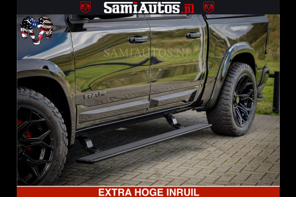 Dodge Ram 1500 Night Premium | Full Option | De Meest Luxe Pick-Up in zijn Klasse | Comfortabele Dubbele Cabine met Royale 5 Zitplaatsen | BPM vrij | Nu Leverbaar uit Voorraad | Voorraad Nr 2200 - 0886