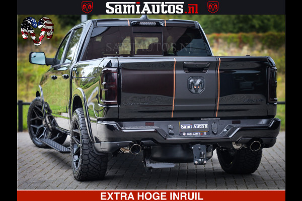 Dodge Ram 1500 Limited Night H.O 540HP 706Nm | Massage + Full Option | De Meest Luxe en Volle Pick-Up in zijn Klasse | Comfortabele Dubbele Cabine met Royale 5 Zitplaatsen | BPM vrij | Nu Leverbaar uit Voorraad | Voorraad Nr 2338 - 5404
