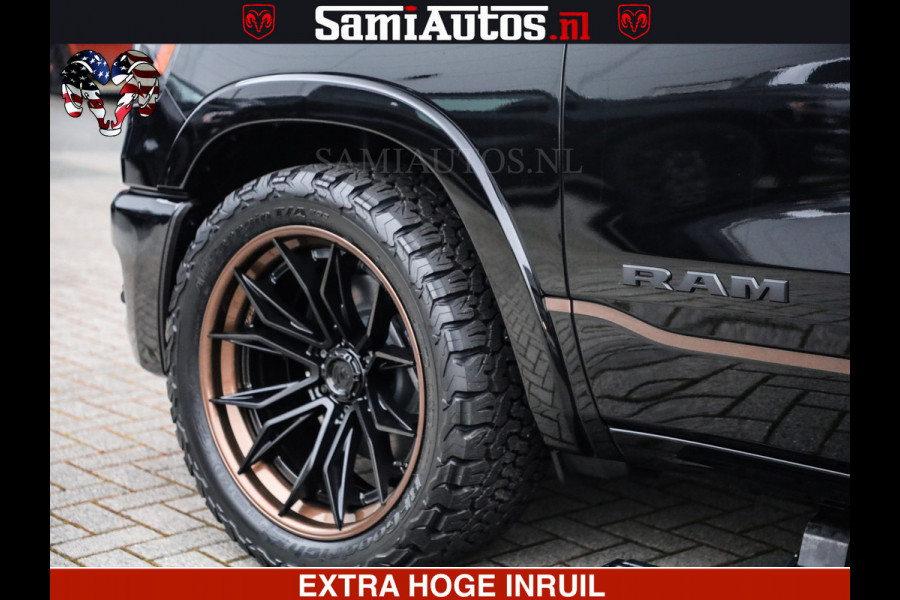 Dodge Ram 1500 Limited Night H.O 540HP 706Nm | Massage + Full Option | De Meest Luxe en Volle Pick-Up in zijn Klasse | Comfortabele Dubbele Cabine met Royale 5 Zitplaatsen | BPM vrij | Nu Leverbaar uit Voorraad | Voorraad Nr 2323 - 5168