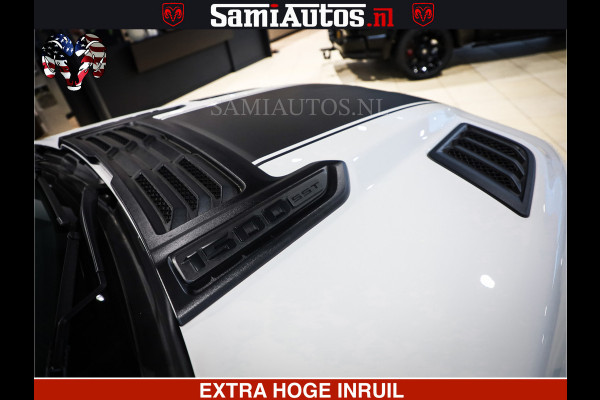 Dodge Ram 1500 GEEN MEERPRIJS | ALL IN | HELLCAT WHEELS | WIDE BODY | Laramie Night | 420Pk 636 Nn | Extra Groot Scherm + Passagiers Scher Comfortabele Dubbele Cabine met Royale 5 Zitplaatsen | Nu Leverbaar uit Voorraad | Voorraad Nr 2223 - 5047
