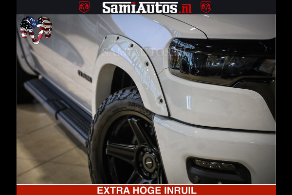 Dodge Ram 1500 GEEN MEERPRIJS | ALL IN | HELLCAT WHEELS | WIDE BODY | Laramie Night | 420Pk 636 Nn | Extra Groot Scherm + Passagiers Scher Comfortabele Dubbele Cabine met Royale 5 Zitplaatsen | Nu Leverbaar uit Voorraad | Voorraad Nr 2223 - 5047