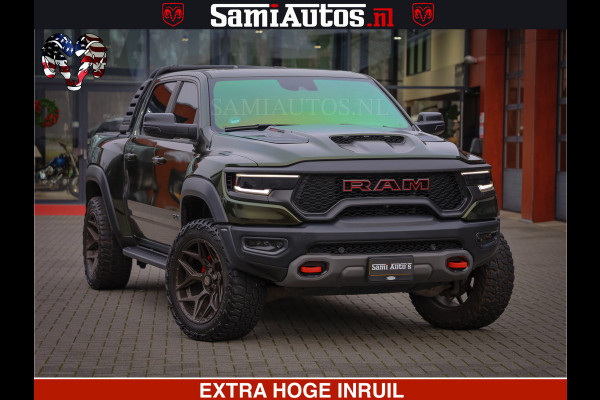 Dodge Ram 1500 TRX OLEA GREEN HELLCAT 6.2 V8 712PK | CARBON PACK | RODE STIKSELS | BOM VOL | 4PLAY WHEELS | DUBBELE CABINE | 5 PERSOONS DC | DE MOOISTE VAN NL |