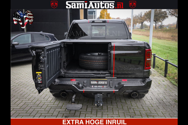 Dodge Ram 1500 Limited Night High Output 540HP 706Nm | Massage + Full Option | De Meest Luxe en Volle Pick-Up in zijn Klasse | Comfortabele Dubbele Cabine met Royale 5 Zitplaatsen | BPM vrij | Nu Leverbaar uit Voorraad | Voorraad Nr 2324 - 5142
