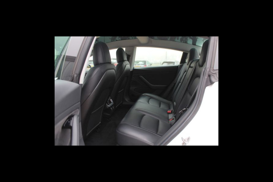 Tesla Model 3 Performance AWD 75 kWh / SoH 90.3% / Autopilot / Panoramadak / Camera / Leder / 20'' / Leder / Premium Audio
