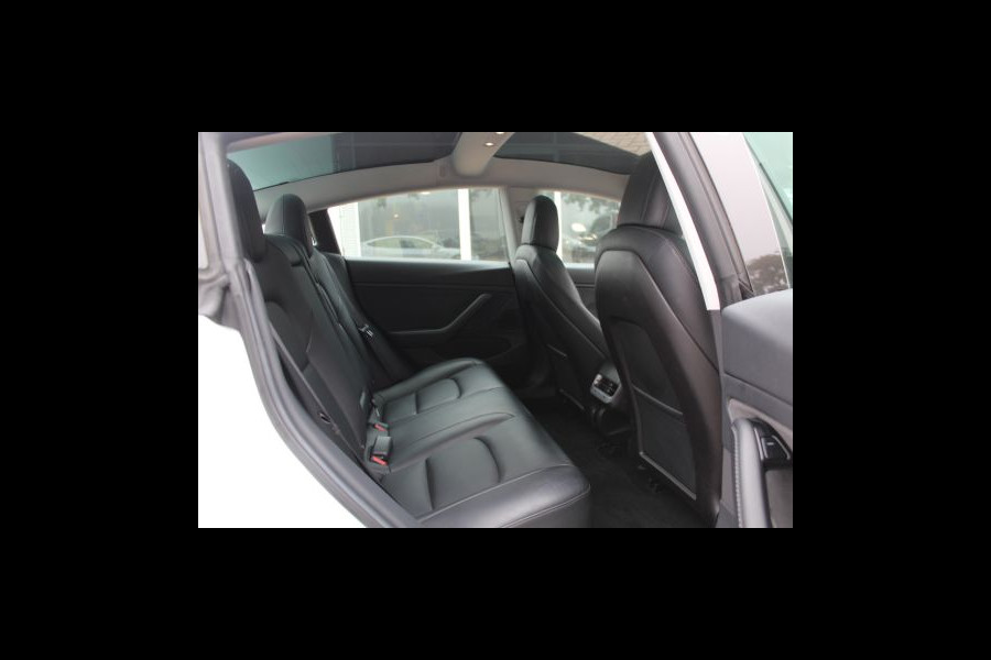 Tesla Model 3 Performance AWD 75 kWh / SoH 90.3% / Autopilot / Panoramadak / Camera / Leder / 20'' / Leder / Premium Audio