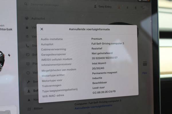 Tesla Model 3 Performance AWD 75 kWh / SoH 90.3% / Autopilot / Panoramadak / Camera / Leder / 20'' / Leder / Premium Audio