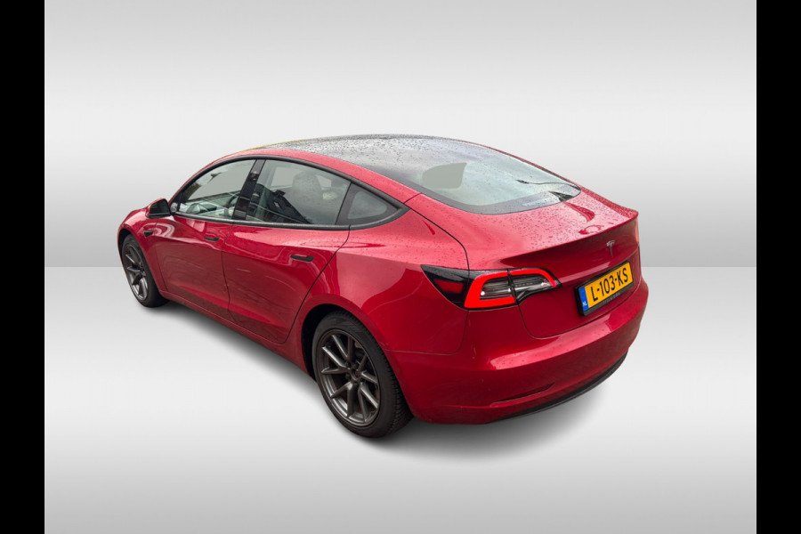 Tesla Model 3 Standard RWD Plus 60 kWh / SoH 89.5% / FACELIFT / Autopilot / Panoramadak / Camera / Leder / 19'' / Leder / Premium Audio / Warmtepomp