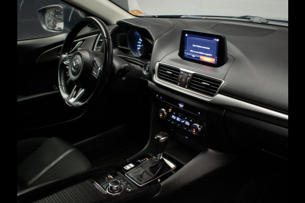 Mazda 3 2.0 SkyActiv-G 120 SkyLease+ Sport (NAVI,CLIMATE,CRUISE,PDC,STOEL/STUUR VERWARMING,GETINT,XENON,SPORTSTOELEN,LM VELGEN)