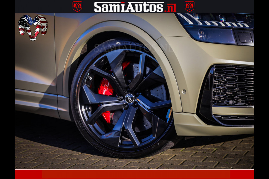 Audi RS Q8 RSQ8 600PK 4.0 TFSI | MATT OLIVE GREEN | QUATTRO | MEGA VOLLE RSQ8 | BANG & OLUFSEN | HUD | 4 WIELBESTURING | 23 INCH AUDI SPORT WHEELS | RS BEKLEDING ZWART | PANO | SOFTCLOSE | De Lamborghini Urus en Audi RS Q8 zijn beide supersnelle SUV's met dezelfde basis (4.0L V8 twin-turbo motor van de VW Group)